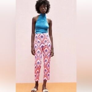 Zara Pink and Purple Patterned high waisted cropped pants size 2